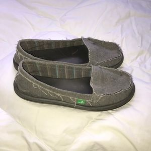 Gray Sanuk’s!